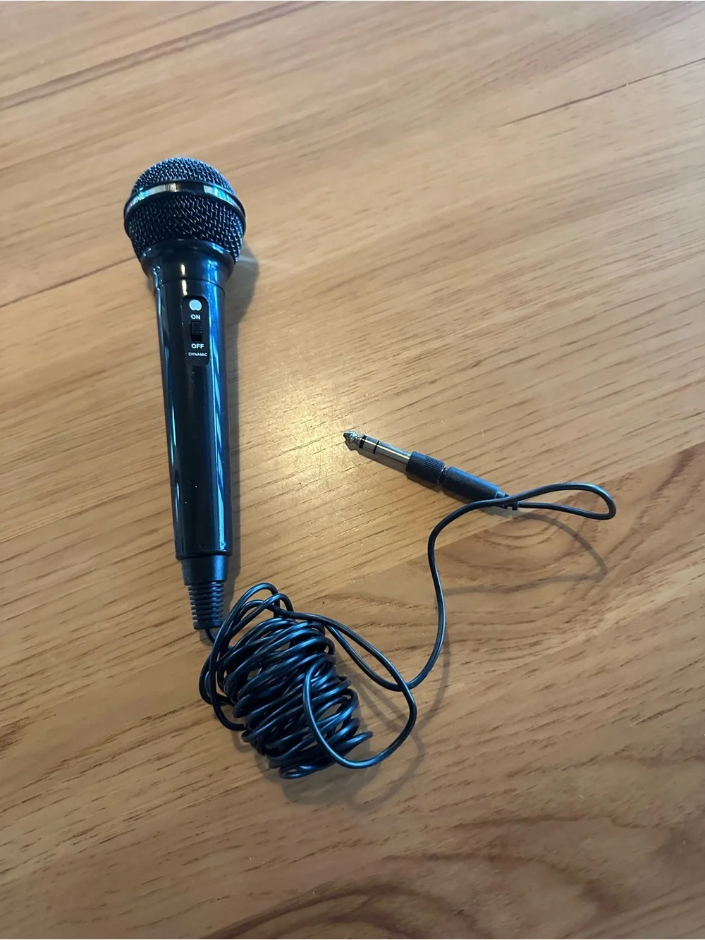 Wired Handheld Microphone with 1/4